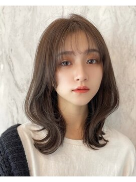 ロンド ジュルード 名古屋(Lond jeloud) 韓国風薄め前髪くびれミディアム