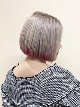 ブリッツ レボ(BLITZ-REVO) ミニボブ×ピンクエンドカラーひろ