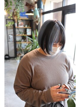 シキ(SHIKI) black & blue