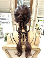 アルモヘアヴォーグ 静岡(ALMO hair VOGUE)&nbsp;【ALMO】編み下ろしツイン