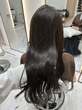 ジーナ 博多筑紫口(Zina) 赤み消し透明感カラー×艶髪ダークグレージュ!【福田】