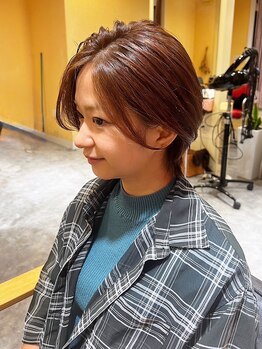 丁寧なカウンセリングと高い技術で、髪質・骨格を見極めあなたの魅力を最大限に引き出します◇