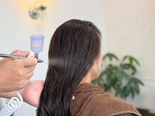 ナノサイズの美髪トリートメントが、髪の深部まで潤いを届け、かつてないツヤと感動の触り心地を叶えます！