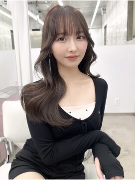 アリュウル 表参道(ALLURE) レイヤーカット×くびれヘア/前髪顔周りカット