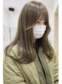 オリーブカラー