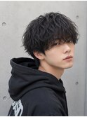 心斎橋ツイストスパイラル波巻きスペインカールフェザーマッシュ