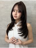 品よく色っぽくワンカールで決まるレイヤースタイル