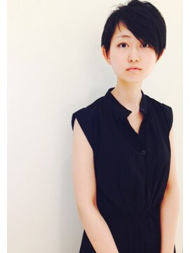 クラメール 黒崎コムシティ店(Kraemer) 黒髪エッジネオ刈り上げショート