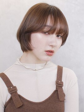 アイティー バイ アルバム 中野店(IT by ALBUM) シンプルショートボブ_厚めバングローライトスリークボブ_7138