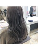 柔らかグレージュ