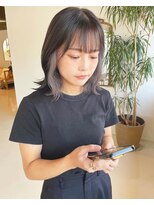 ラウレア(LAULEA) 切りっぱなしボブとインナーカラー