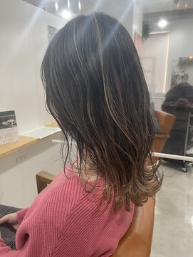 シーバイトリコ 市川(SEA by tricot) 大人バレイヤージュ