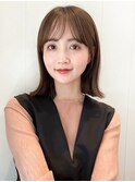 切りっぱなしボブ 大人ロブ 美髪 透明感 明るめベージュ