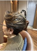 カラーとハイライト、大人ショートスタイル