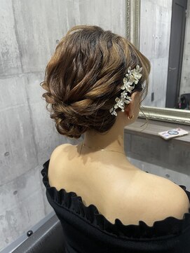 ディベック(Dvec) アップヘア