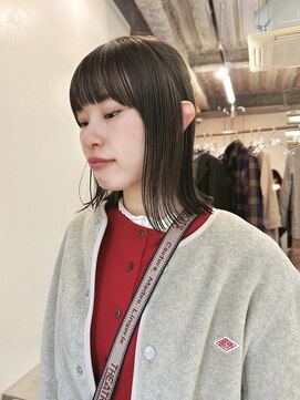 ニール 名古屋 伏見 丸の内(NEELU) 【Neelu_misa】パツっとボブのオリーブグレージュ