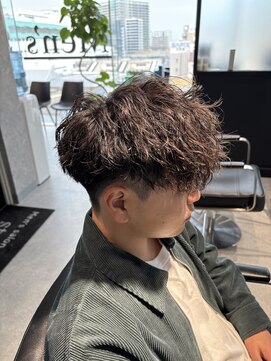 スタッド 松戸(stud. Men‘s) 前髪ありショートツイスパ