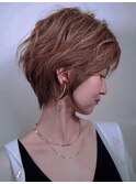 〈20代/30代〉ハイライト/ショート/ヘルシースタイル/レイヤー