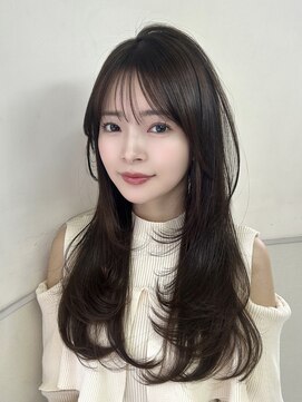 ヴェイン 渋谷(vain) ふんわりレイヤースタイルシースルーバング