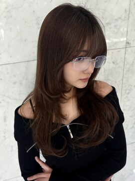 ユーフォリア 新宿通り(Euphoria) ハッシュカット/ザクザクレイヤー/ロングレイヤー/10代20代30代