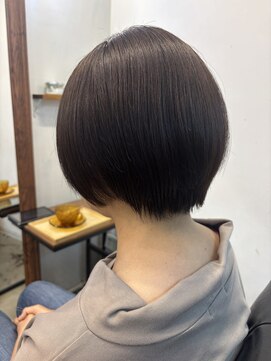 アイノベル(‘Inovel’) デザインカット＋ケアカラー＋oggiottoトリートメント