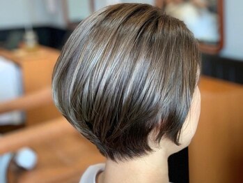 ヒゲメガネ(higemegane)の写真/髪質・骨格・生えグセを見極めた再現性の高いカットで、あなたに似合うショートヘアをご提案いたします!