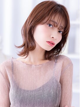 大人可愛いチェリーレッド外ハネくびれヘアa越谷20代30代40代