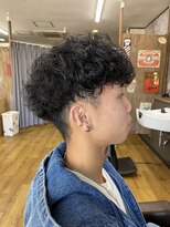 アールズ ヘア(R's hair)&nbsp;MEN’S HAIR/サーフカール/刈り上げセンターパート/印西