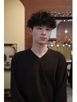 エディ(Edy)&nbsp;メンズパーマスペインカールマッシュ刈り上げ外国人風眉毛カット