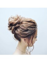 ヘアセットサロン ルミナ(LUMINA) 10分ヘアセット1000円！お団子