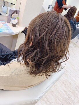 ベニ 岩沼たけくま店(BENI) ゆるふわパーマ