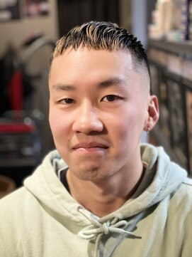 バーバー スタジオ ラフテル(Barber Studio RAFTEL) クロップスタイル