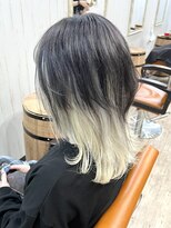 オアフ(Oahu)&nbsp;アウターカラー ホワイトカラー×ダークグレー