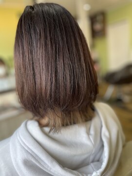 ボヌー(Bonheur) ウルフカット&インナーカラー