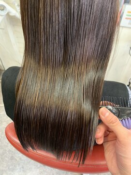 ロマンヤカタ ファース(ROMAN YAKATA fars) 髪質改善 美髪ケア まとまる艶髪@田代11/23