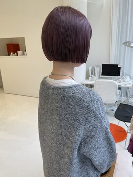 ハイブ 金沢(Hive) 10代20代ミニボブ切りっぱなしハイトーンラベンダーピンク