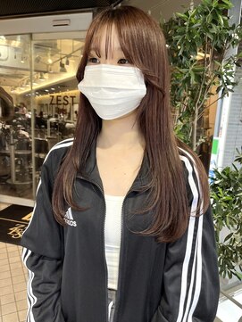 ヘアーアンドメイク ビス(HAIR&MAKE bis) 赤にもオレンジにも見える暖色ブラウンが可愛い【黒田あさみ】