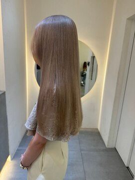 ノク(nok) ミルクティーベージュ_カールセミディシアカラー