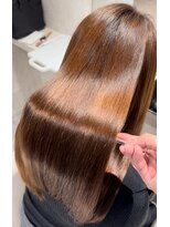 ロッタクッチ 表参道 青山(LOTTA CUCCI)&nbsp;美髪矯正☆リンゴ幹細胞トリートメント