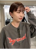 ショートボブレイヤーカット切りっぱなしグレージュ