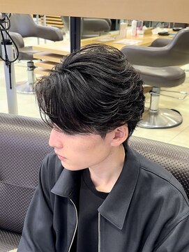 ゼストプール(ZEST POOL) フェザーパーマ ニュアンスパーマ men'sパーマ 佐藤紘夢