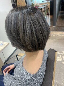 グレイッシュシルバー☆ブリーチカラー☆