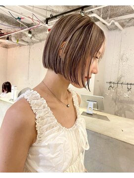 ルーム(Loom.) デザインカラーコントラストハイライト切りっぱなしボブ