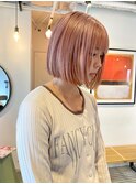 デザインカラーコントラストハイライト切りっぱなしボブ