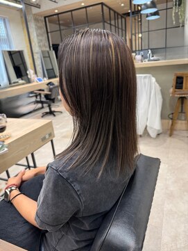 エレン 向ヶ丘遊園 登戸(ELEN) 【ハイライト/白髪ぼかし】　細め/ハイライト