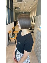 アヴェリー(avely)&nbsp;ミニボブ/ショートボブ/ボブカット/髪質改善/シースルーバング