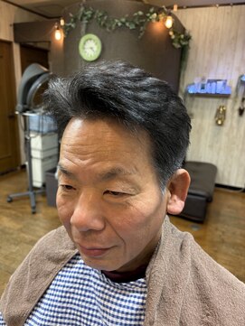 ヘアー スタジオ イワタ(hair studio iwata) ナチュラルパートグレイヘア