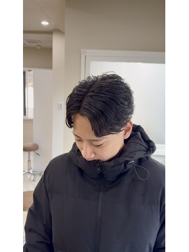 ラナン(Ranun) 癖毛を活かしたショートセンターパート