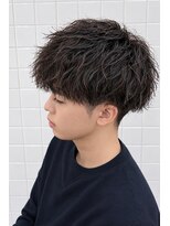 ゼロスバーバー(0's BARBER SHOP)&nbsp;ツイストスパイラル/ツーブロ/アップバング/ビジネス/20代
