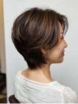 ウェルズ グランデ 奈良店(Well's GRANDE) 明るい筋で軽く見せる大人ショート